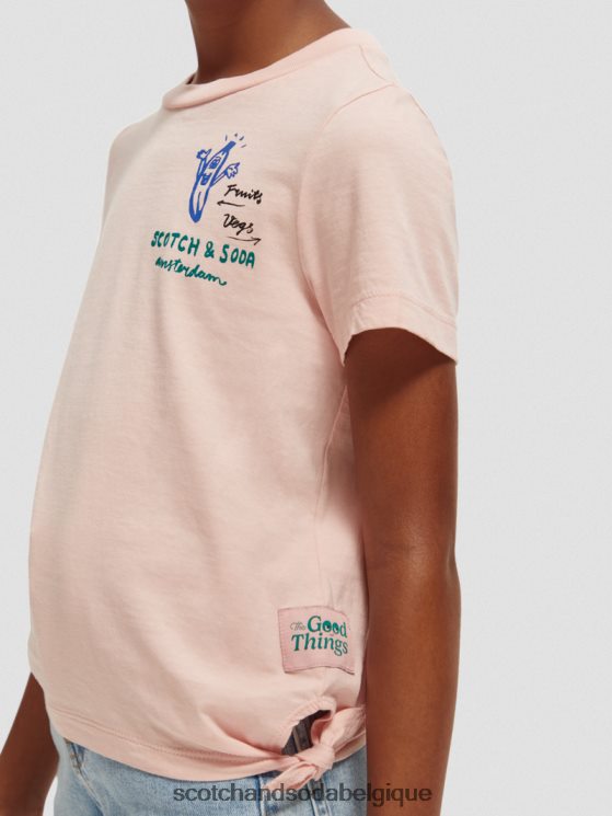 vêtements Scotch & Soda t-shirt en coton biologique avec motif artistique et ourlet noué- Scotch and Soda shop online rougir 6BZRBF737