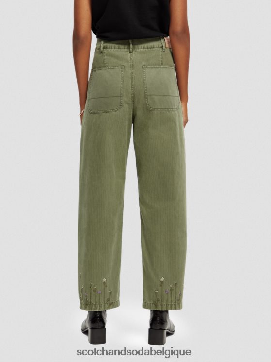 vêtements Scotch & Soda chino en coton biologique coupe boyfriend The Pip- Scotch and Soda parfum vert militaire 6BZRBF169