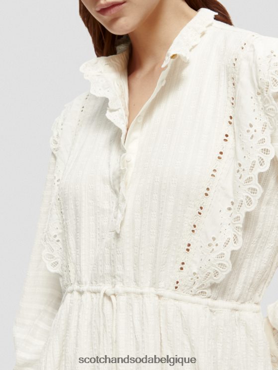 vêtements Scotch & Soda robe courte en broderie anglaise en coton biologique- Scotch and Soda Bruxelles vanille blanche 6BZRBF12