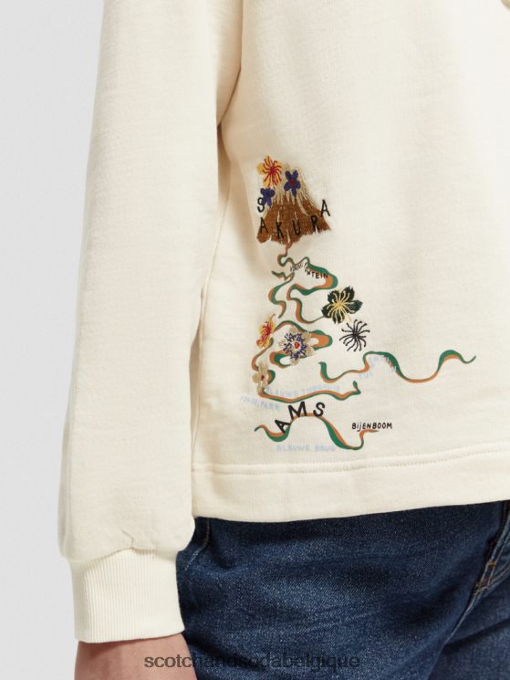 vêtements Scotch & Soda sweat à capuche court en coton biologique à motif artistique- Scotch and Soda Namur blanc cassé 6BZRBF202