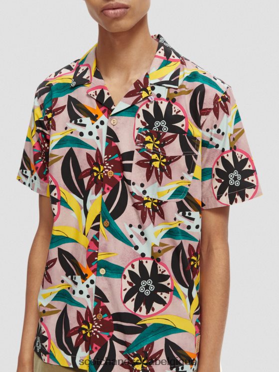 vêtements Scotch & Soda chemise de camp imprimée à manches courtes- Scotch and Soda Liﾨﾨge combiner un 6BZRBF285