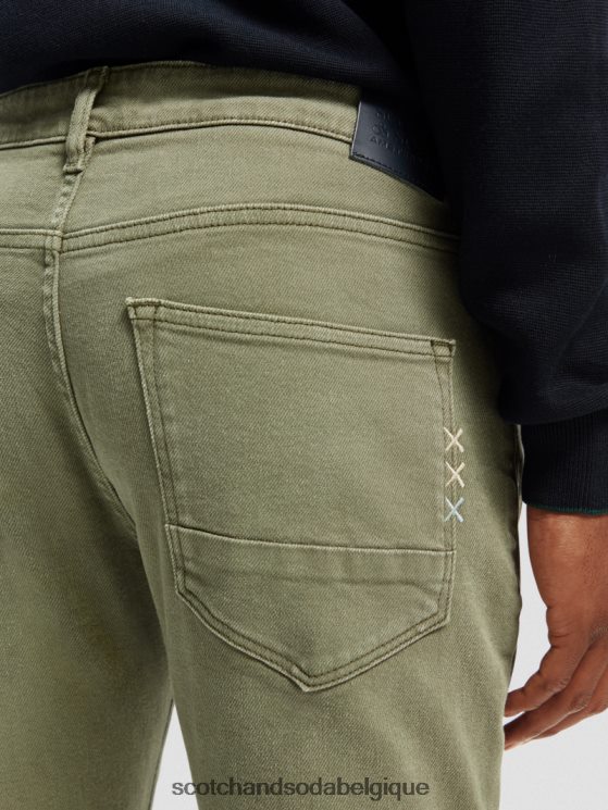 vêtements Scotch & Soda le jean teint en pièce coupe super slim- Scotch and Soda Liﾨﾨge vert militaire 6BZRBF582